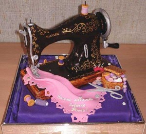 sewing_machine_cake